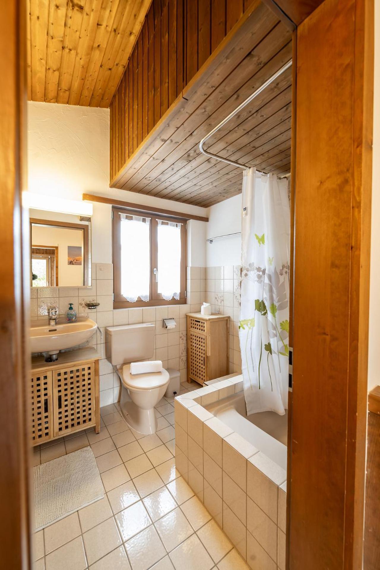 Half Chalet With Garden & Balcony - 2' To Ski Bus Laax Exterior foto